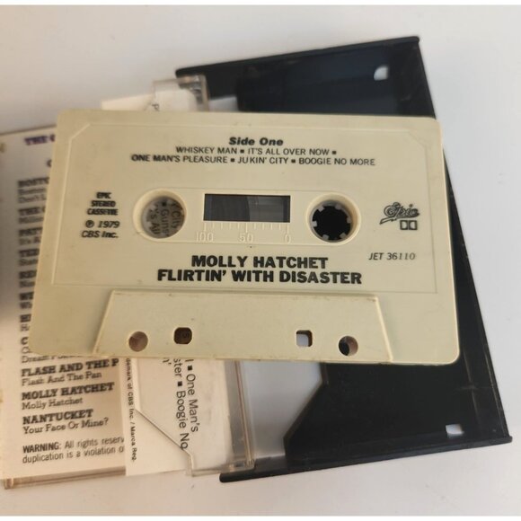 Molly Hatchet Lot Of 2 Cassette Tapes - Self-Titled & Flirtin With Disaster - Picture 5 of 13